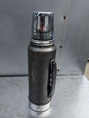 Vintage Aladdin Stanley Vacuum Bottle No. A-944DH Quart